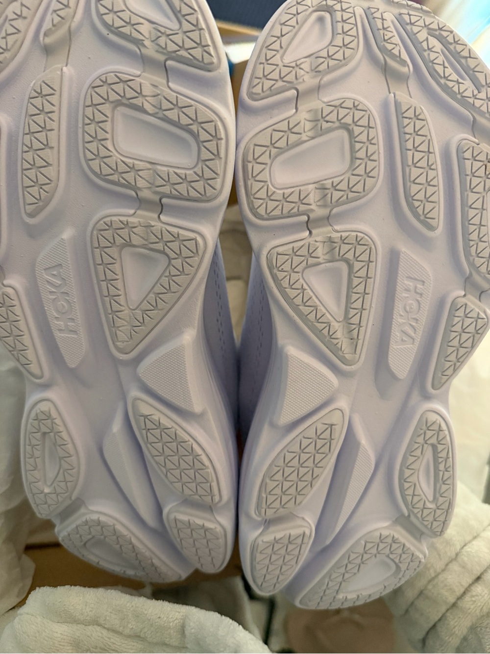 Hoka Bondi White NWT - Picture 5 of 6
